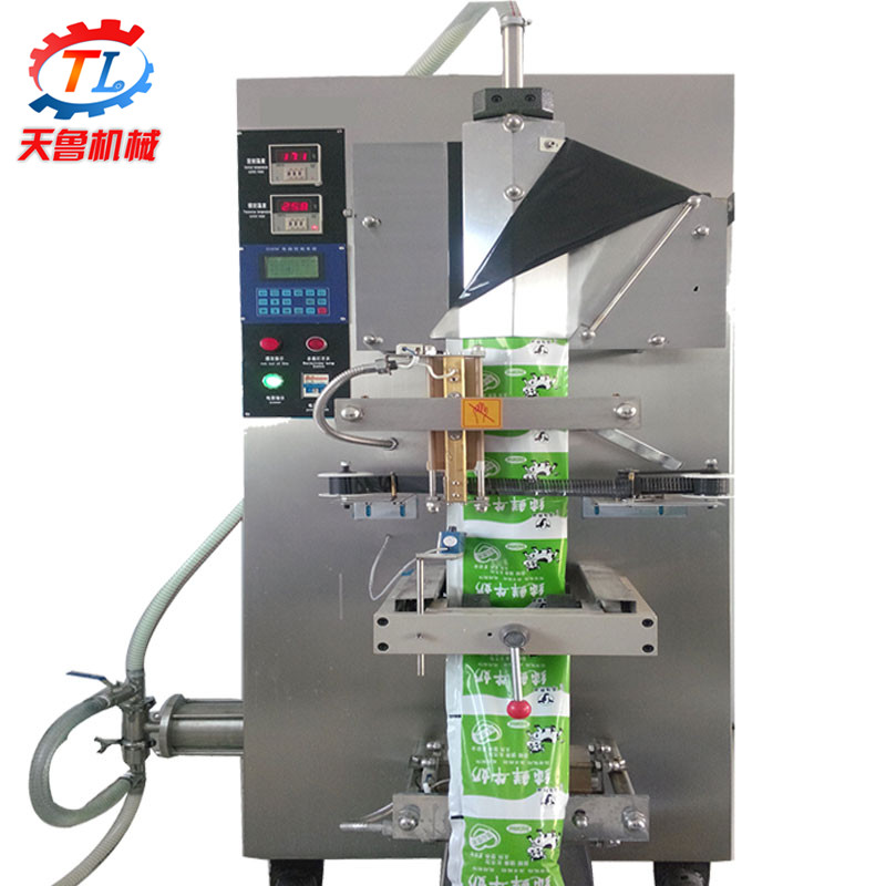 葉面肥包裝機(jī) 保鮮冰袋包裝機(jī) 泰安袋裝液體包裝機(jī)